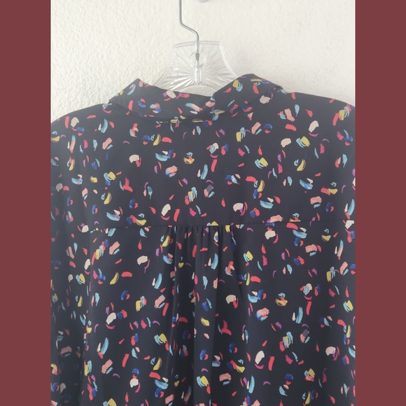 Cabi Ferris Confetti Print Button Front Blouse Large - Picture 7 of 9